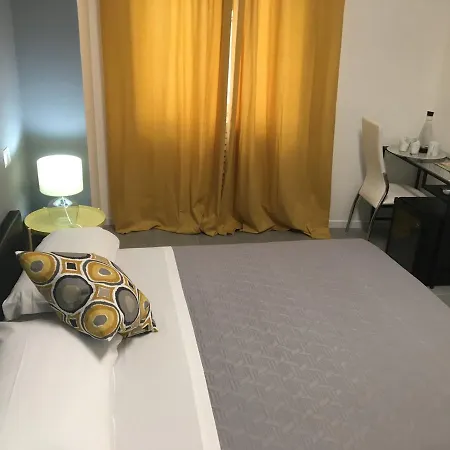 Vatican 招待所 3*